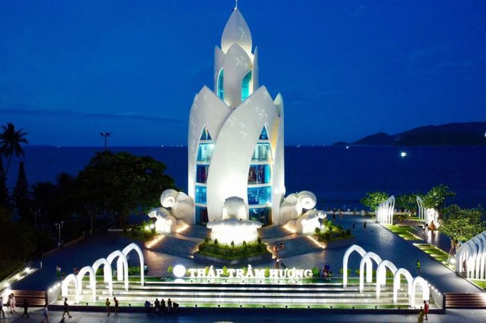 Địa điểm vui chơi về đêm ở Nha Trang check in siêu đẹp
