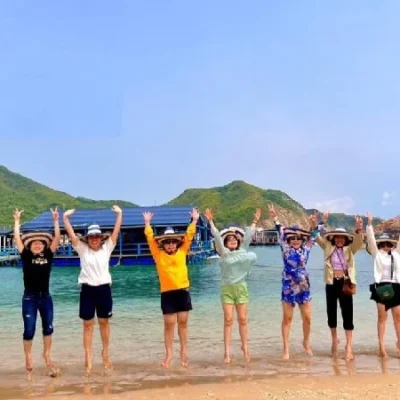 Tour đi bộ dưới biển Nha Trang